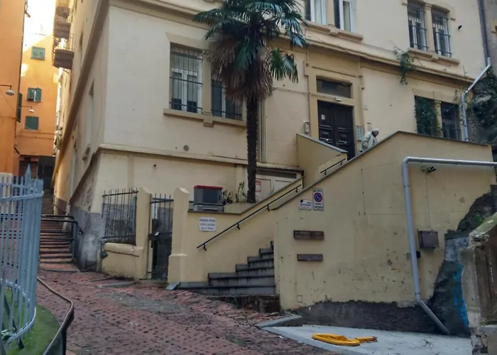 Casa Maura - 2 Passi Nella Storia * Janov